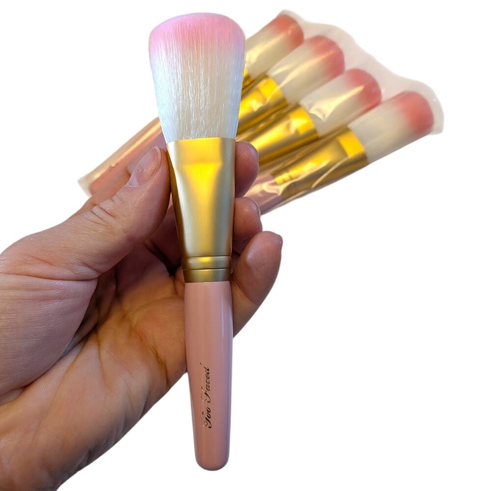 (Lot of 5) Too Faced Flatbuki Powder, Bronzer, and Blush Brush